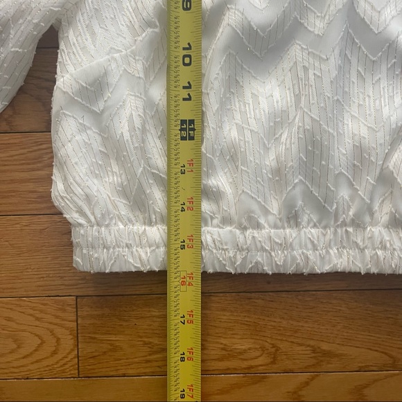 Guess Bell Sleeve Crop Top Pure White w/ Gold Threading Cropped - Picture 3 of 10